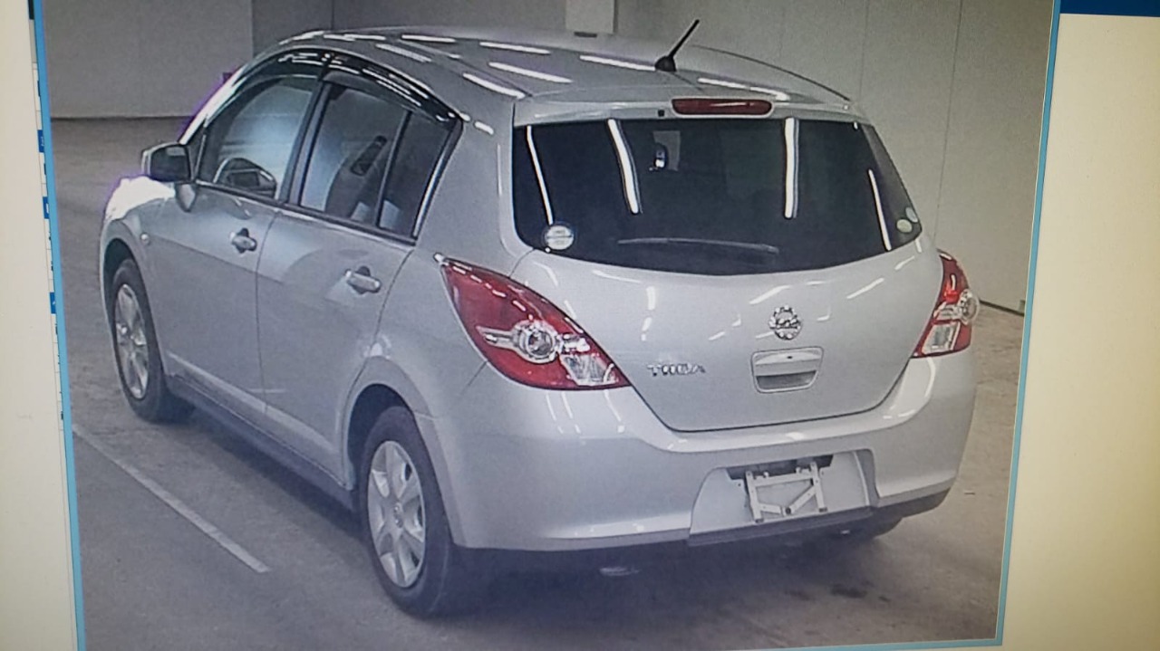2011 Nissan TIIDA
